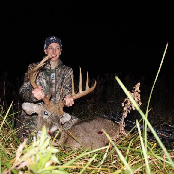 Meet your Posher, Lacey - Picture 1 of 1